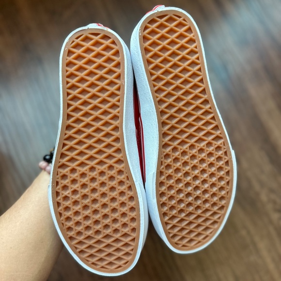 New in Box • Vans • Authentic Shoe • Red • Size 7 - Picture 3 of 8